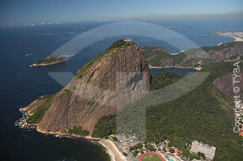  Aerial view of the Sugar Loaf Mountain - Rio de Janeiro city - Rio de Janeiro state - Brazil 