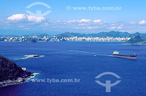  Cargo ship at Guanabara Bay entrance - Niteroi city - Rio de Janeiro state - Brazil 