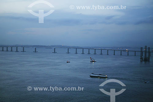  Aerial view of Guanabara Bay with Rio-Niteroi bridge on the background - Rio de Janeiro city - Rio de Janeiro state - Brazil 