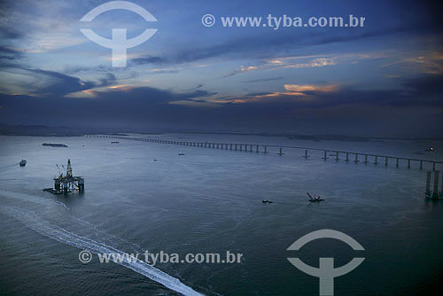  Aerial view of Guanabara Bay with Rio-Niteroi bridge on the background - Rio de Janeiro city - Rio de Janeiro state - Brazil 