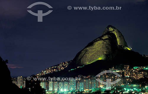  Morro Dois Irmaos (Two Brother Mountain) at night  - Rio de Janeiro city - Rio de Janeiro state (RJ) - Brazil