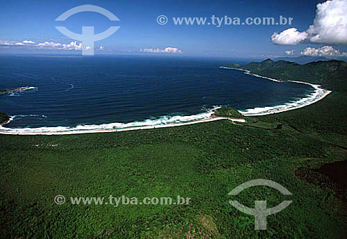  Aerial view of Praias do Sul e Leste (South Beach and East Beach) separated by the small island known as Ilhote - Reserva Biologica Estadual da Praia do Sul (South Beach State Biological Reserve) - Ilha Grande (Big Island) - APA dos Tamoios (Tamoios 