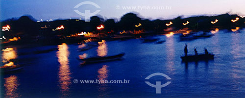  Fishermen boats and lights of Buzios city by night - Costa do Sol (Sun Coast) - Regiao dos Lagos (Lakes Region) - Rio de Janeiro state - Brazil 