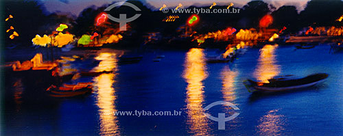  Fishermen boats and lights of Buzios city by night - Costa do Sol (Sun Coast) - Regiao dos Lagos (Lakes Region) - Rio de Janeiro state - Brazil 