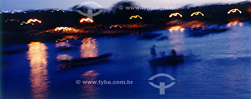  Fishermen boats and lights of Buzios city by night - Costa do Sol (Sun Coast) - Regiao dos Lagos (Lakes Region) - Rio de Janeiro state - Brazil 