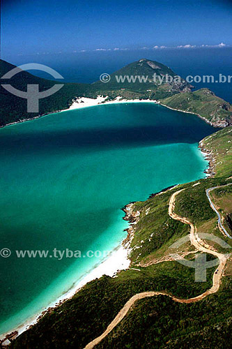  Aerial view of Praia do Pontal do Atalaia (Atalaia Point Beach) - Arraial do Cabo city - Costa do Sol (Sun Coast) - Regiao dos Lagos (Lakes Region) - Rio de Janeiro state - Brazil 