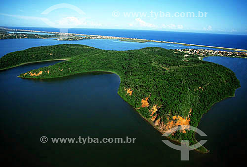  Subject: Aerial view of the cliffs and forest restinga of Environmental Protection Area of Marica / Place: Marica city - Rio de Janeiro state (RJ) - Brazil / Date: 2006 