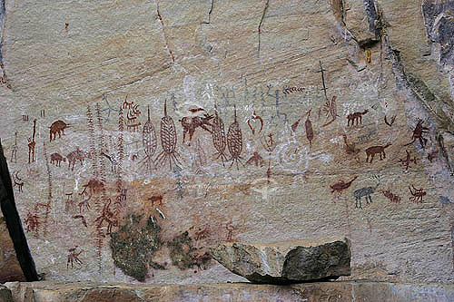  Rock Paintings at Vao Grande archaeological  site - Lajeado mountain range - Palmas city - Tocantins state - Brazil - June 2005  - Palmas city - Tocantins state (TO) - Brazil