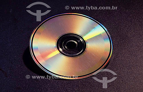  CD-ROM  