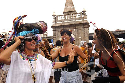  Revellers - Carnival 2006 - Boitata carnival street troup - Rio de Janeiro city - Rio de Janeiro state - Brazil 