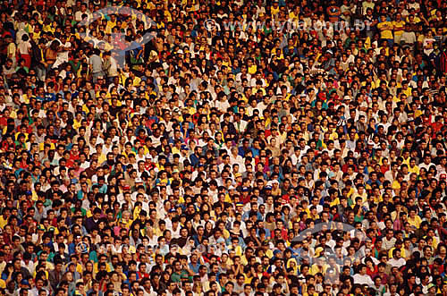  Crowd - soccer cheer - Rio de Janeiro city - Rio de Janeiro state - Brazil 