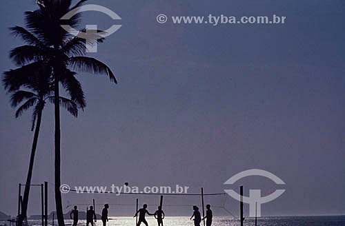  People`s silhouette playing volleyball at the beach - Rio de Janeiro city - Rio de Janeiro state - Brazil 