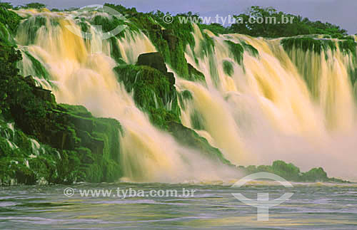  Cachoeira de Santo Antônio (Saint Anthony Waterfall) on the Jari River, which forms part of the border between Monte Dourado, Para and Laranjal do Jari, Amapa - Para/Amapa states - Brazil 