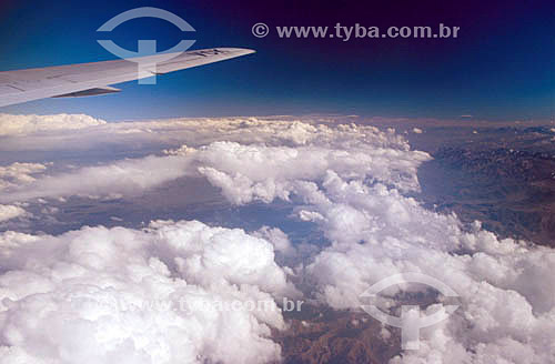  Clouds and airplane wing 