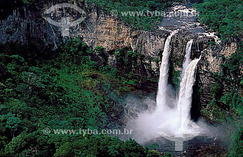  Waterfall at Rio Preto (Black River) - Chapada dos Veadeiros - Goias state - Brazil 