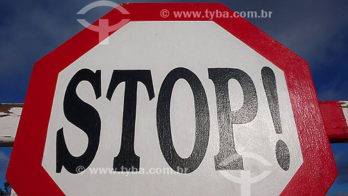  Traffic sign - Stop - Santorini - Greece - 10/2007 