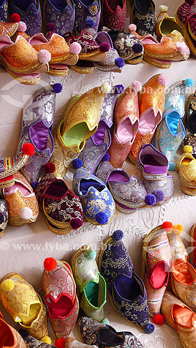  Handcrafted shoes - Cappadocia - Turkey - 10/2007 
