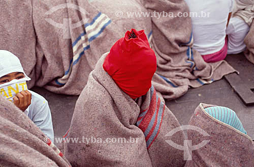  Funeral of the minor boys (under age of 18)  killed in front of the Candelaria Church (Candelaria slaughter) - Street boys with blankets and caps, protecting their faces to not be identified - Rio de Janeiro city - Rio de Janeiro state - Brazil  - Rio de Janeiro city - Rio de Janeiro state (RJ) - Brazil