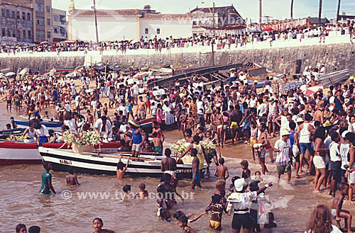  People preparing the boats with flowers to the Party of Iemanja* - Rio Vermelho - Salvador - Bahia - Brazil  * Iemanja, the Sea goddess to Candomble Afro-brazilian religion 