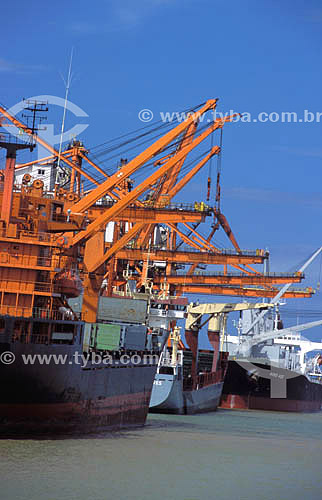  Derricks and cargo ships at Praia Mole Port (Mole Beach Port) - Vitoria city - Espirito Santo state - Brazil 