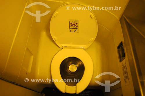  Toilet seat of an airplane - Aviation - Transport - March 2006 