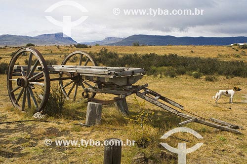  Subject: Old Coach at Alice ranch  Place: Santa Cruz, Patagonia  Country: Argentina Date: 15/01/2007 