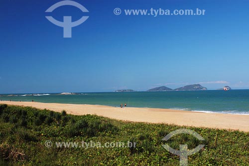  Subject: Beach in Macae Place: Macae city - Rio de Janeiro state Date: 20/06/2004 