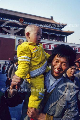  Subject: Man with child Place: Forbidden city - Beijing - China 