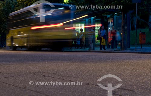  Subject: Bus stop at Praia do Flamengo street / Place: Rio de Janeiro city - Rio de Janeiro state / Date: 02/2008 