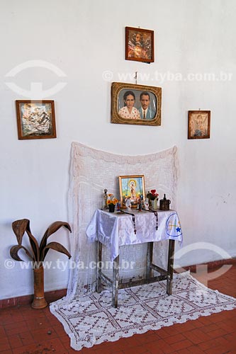  Subject: Home altar and frames on the wall / Place: Imperatriz town - Maranhao state / Date: 08/2008 