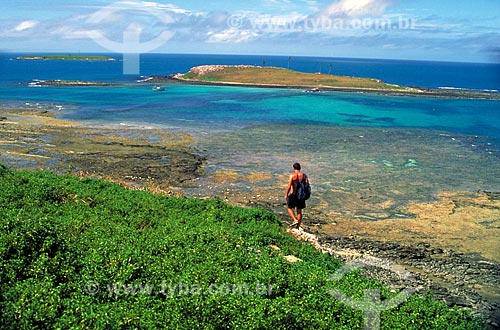  Subject: Man walking near corals / Place: Marine National Park of Abrolhos - Bahia state / Date: 2008 