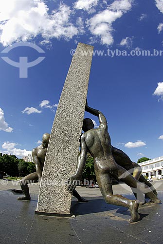  Subject: Monumento às Três Raças (Monument to Three Races) / Place: Goiania City - Goias State - Brazil / Date: 05/26/2007 