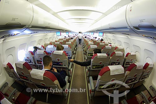  Subject: Inside the Airbus 319 of TAM / Place: Goiania City - Goias State - Brazil / Date: 05/26/2007 
