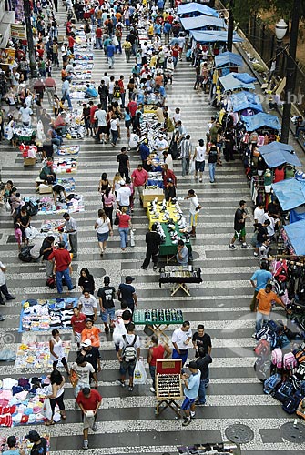  Subject: Street vendors in General Carneiro street / Place: Sao Paulo City - Sao Paulo State - Brazil / Date: 10/06/2007 