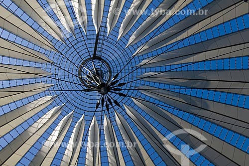  Subject: Roof of Sony center/ Place: Berlin - Germany / Date: 09/27/2008 