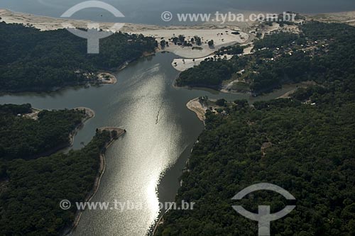  Subject: Sustainable Development Reserve of Tupe, west of Manaus city, in the Rio Negro (Black River) / Place: Amazonas state - Brazil / Date: 10/26/2007 