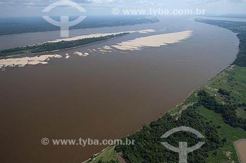  Subject: Amazon River, with banks of sand exposed in the dry season, west of Itacoatiara city / Place: Amazonas state - Brazil / Date: 07/2007 