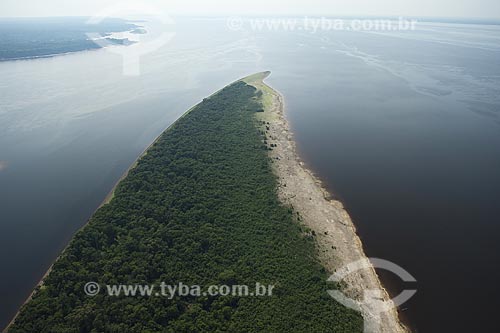  Subject: Anavilhanas Ecological Station (ESEC), in Rio Negro (Black River) / Place: Amazonas state - Brazil / Date: 10/26/2007 