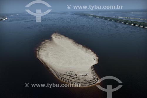  Subject: Sandbank in Anavilhanas Ecological Station (ESEC), in Rio Negro (Black River) / Place: Amazonas state - Brazil / Date: 10/26/2007 