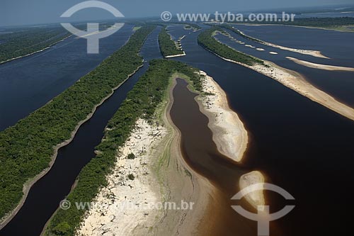  Subject: Beach at Anavilhanas Ecological Station (ESEC), in Rio Negro (Black River) / Amazonas state - Brazil / Date: 10/26/2007 