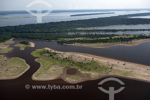  Subject: Anavilhanas Ecological Station (ESEC), in Rio Negro (Black River) / Place: Amazonas state - Brazil / Date: 10/26/2007 