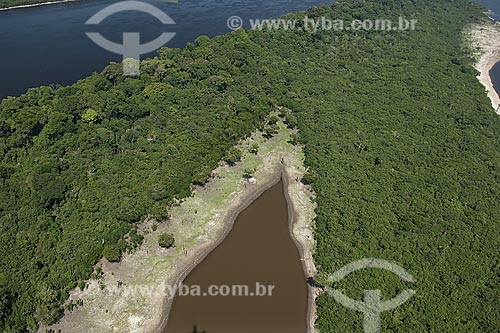  Subject: Anavilhanas Ecological Station (ESEC), in Rio Negro (Black River) / Place: Amazonas state - Brazil / Date: 10/26/2007 