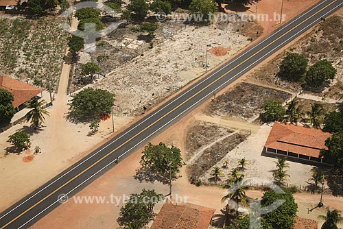  Subject: Aerial view of Road / Place: Sao Gonçalo do Amarante City - Ceara State - Brazil / Date: January 2009 
