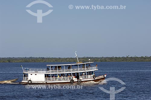  Subject: Transport boat - Black River (Rio Negro) / Place: Manaus City - Amazonas State - Brazil / Date: June 2007 