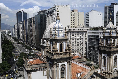  Subject: Detail of Candelaria Church with President Vargas Avenue in the background / Place: Centro - Rio de Janeiro City - Rio de Janeiro State - Brasil / Date: November 2008 