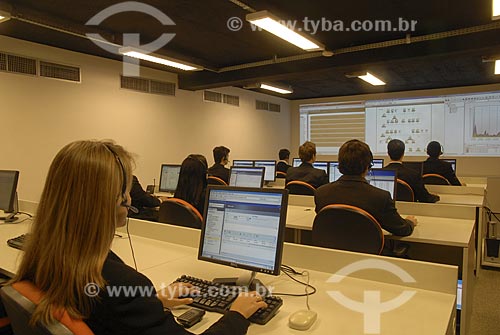  Subject: IT - Training using computers / Place: Rio de Janeiro City - Rio de Janeiro State - Brazil / Date: May 2005 
