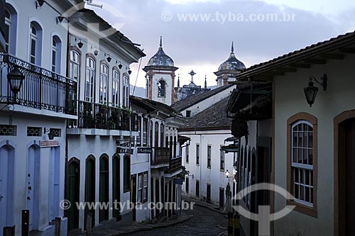  Subject: Bernardo Vasconcelos Street with Nossa Senhora da Conceiçao Church in the background / Place: Ouro Preto City - Minas Gerais State - Brazil / Date: April 2009 