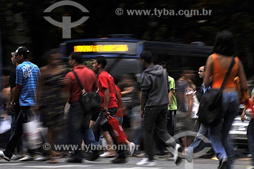 Subject: People - Pedestrian / Place: Belo Horizonte City - Minas Gerais State - Brazil / Date: April 2009 