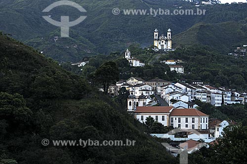  Subject: Houses with Sao Francisco de Paula Church in the background / Place: Ouro Preto City - Minas Gerais State - Brazil / Date: April 2009 
