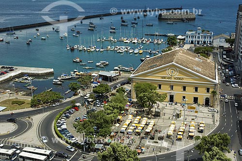  Subject: Mercado Modelo (Model Market) and Sao Marcelo Fort in the back ground / Place: Salvador City - Bahia State - Brazil / Date: 2006 